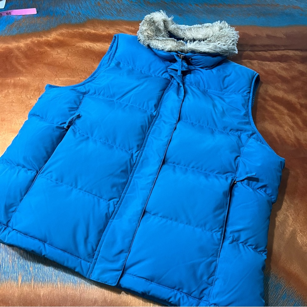 Vintage LL Bean Blue Down Puffer Vest detachable Faux Fur Collar XL